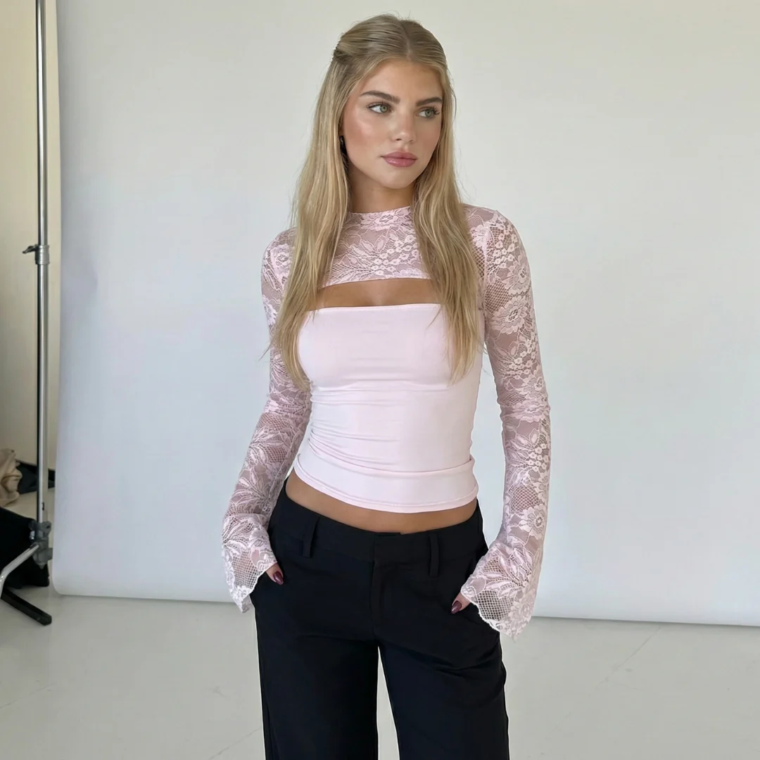 ISADORA LACE TOP